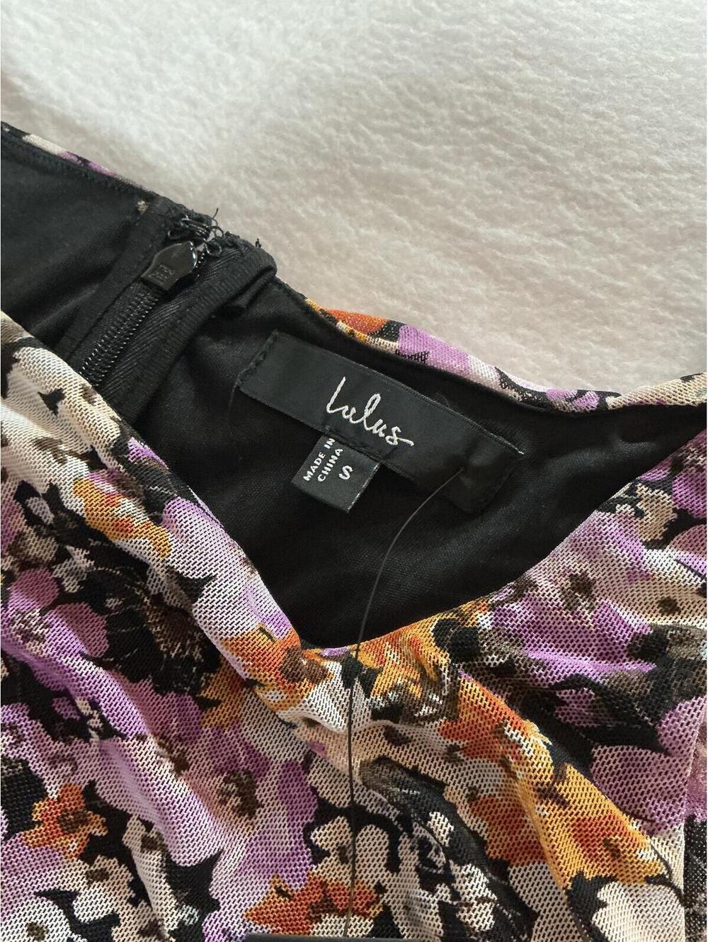 Lulus Floral Ruched Midi Dress Size S New With Tags - Picture 7 of 9